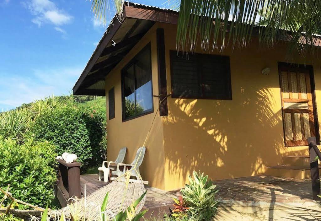 Casa Rosa Taytay Hotel Palawan Exterior photo