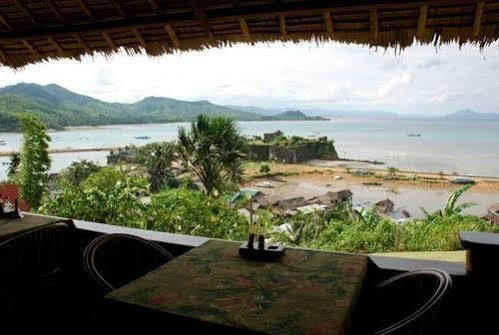 Casa Rosa Taytay Hotel Palawan Exterior photo